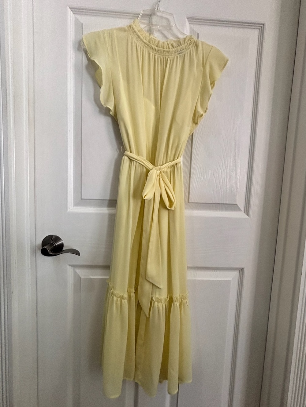 Ann Taylor Soft Yellow Maxi Dress with Tie Waist